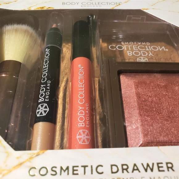 Cosmectic Drawer - Picture 3 of 4